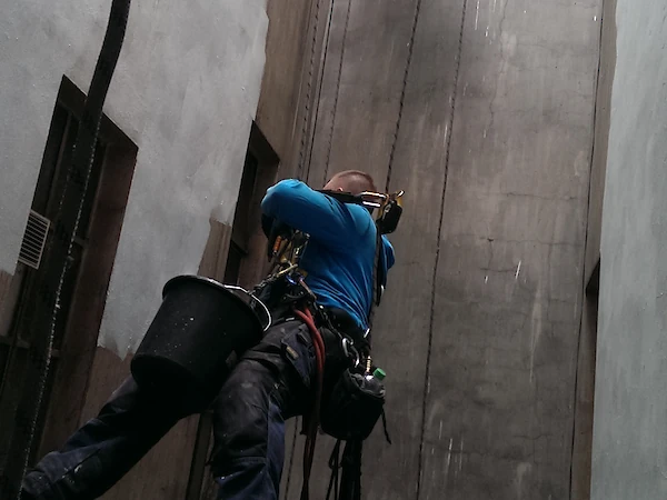 Lichtschachtreinigung